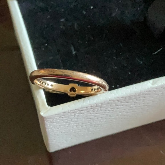 Pandora Rose Gold Bow ring - Picture 6 of 8